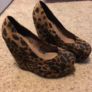 Aldo cheetah print wedges